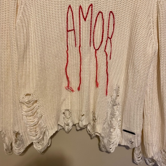 Peace Love World amor destructed sweater size medium - Picture 2 of 8